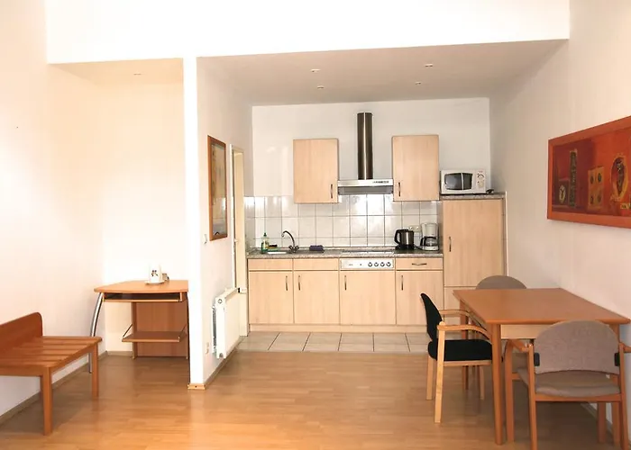 Апарт-отель Apartmenthaus Alt Graz 3*