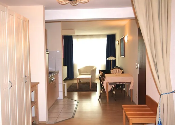 Apartmenthaus Alt Graz Апарт-отель 3*